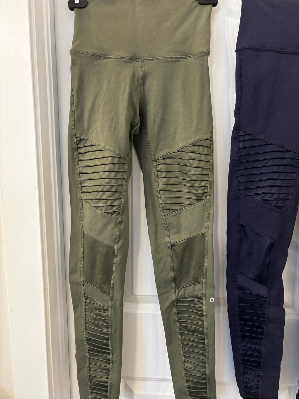 ALO Moto Leggings x 2 - Olive Green & Navy Blue- size XS extra small
